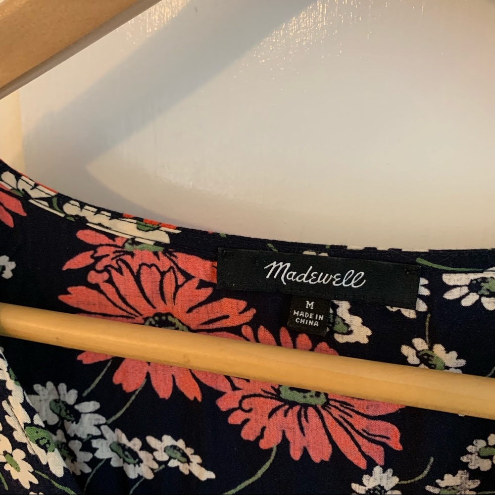 Madewell Hillside Daisies Navy Tie-Front Top, M - Picture 6 of 6
